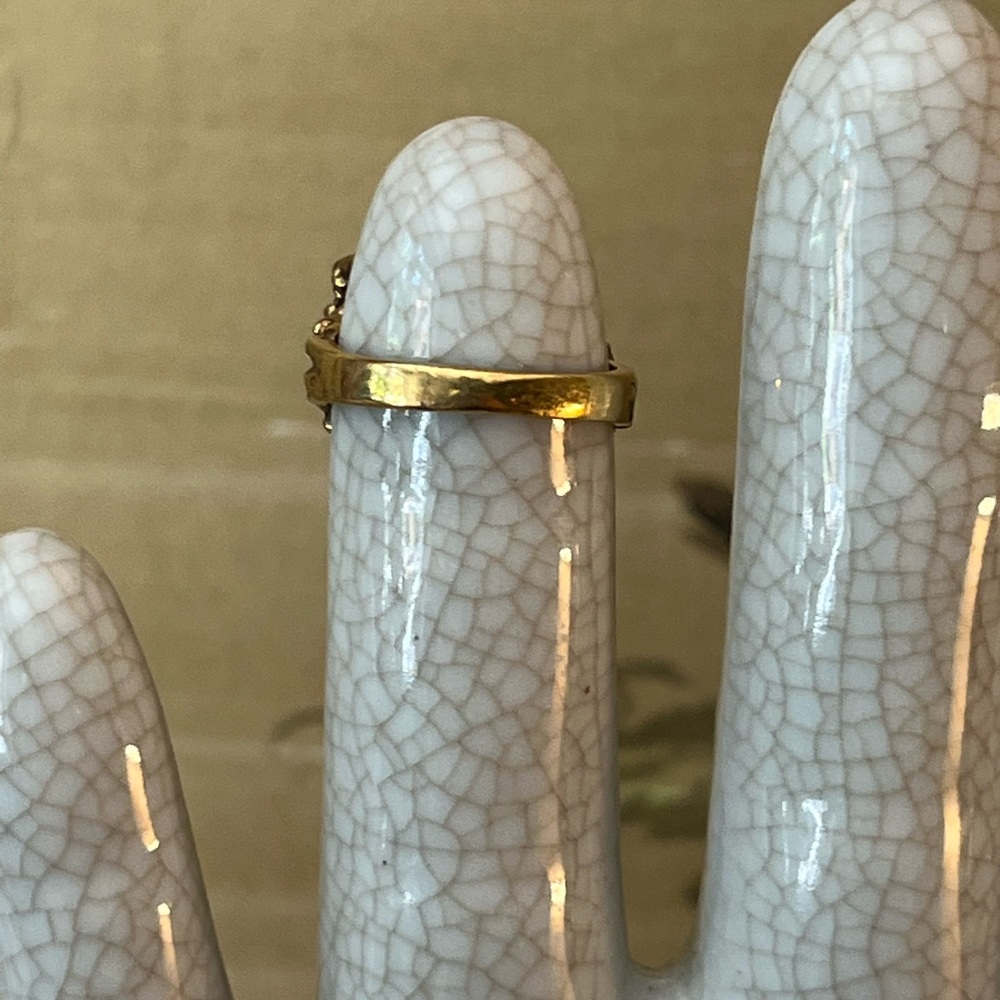 VTG 18k Gold Electroplated Size 7 Ring - Picture 4 of 6